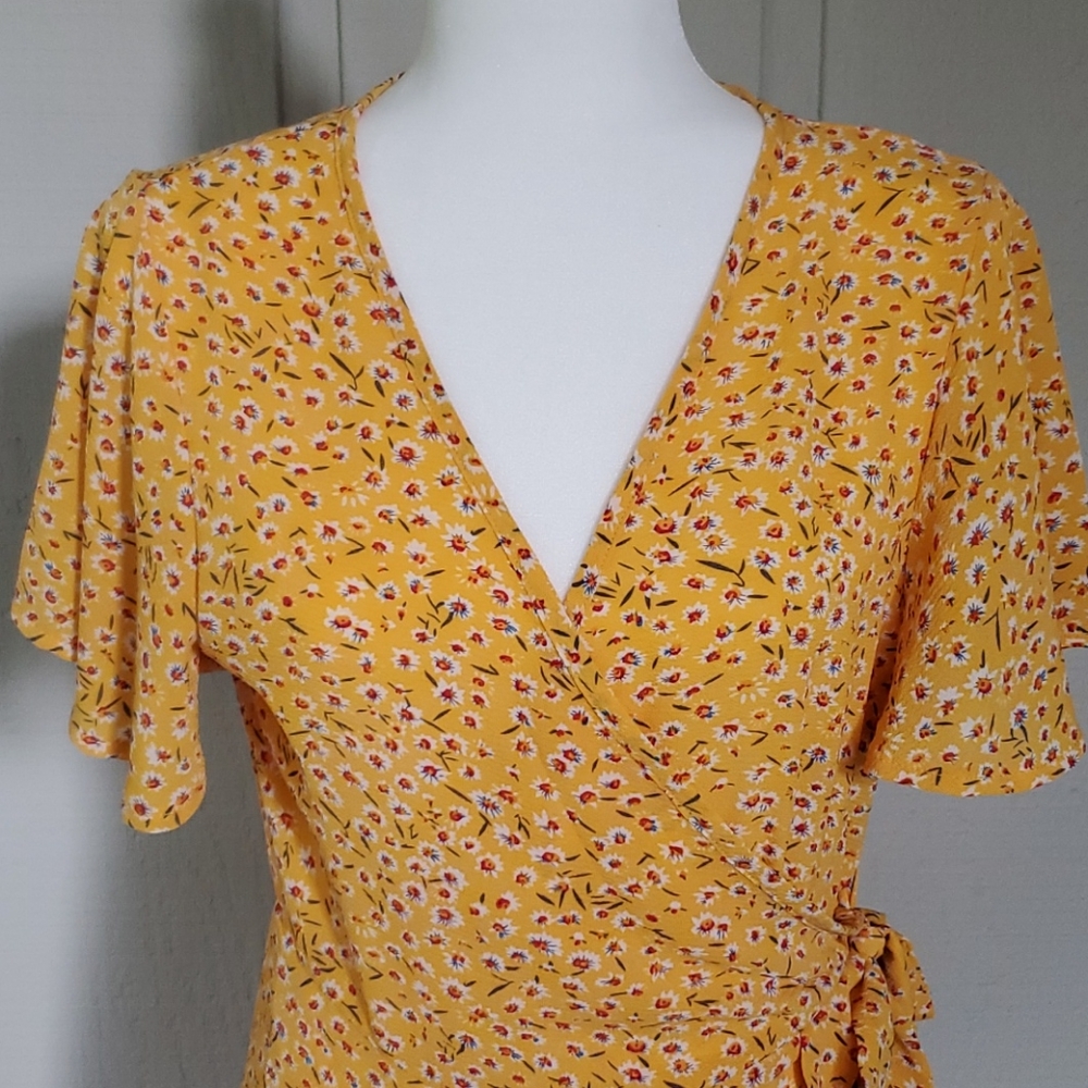 Yellow Ruffle Floral Wrap Dress - Picture 4 of 11